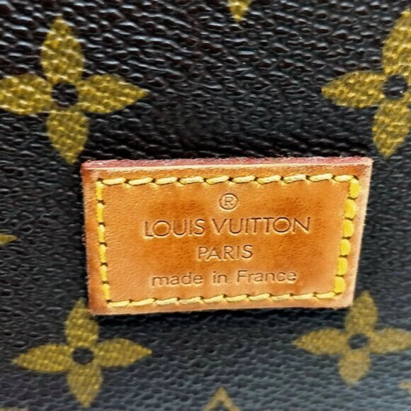 Louis Vuitton Saumur 30 Brown Monogram Crossbody Bag mon879-102525 - Picture 9 of 16